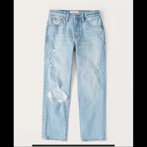 Mid-Rise Boyfriend Jean